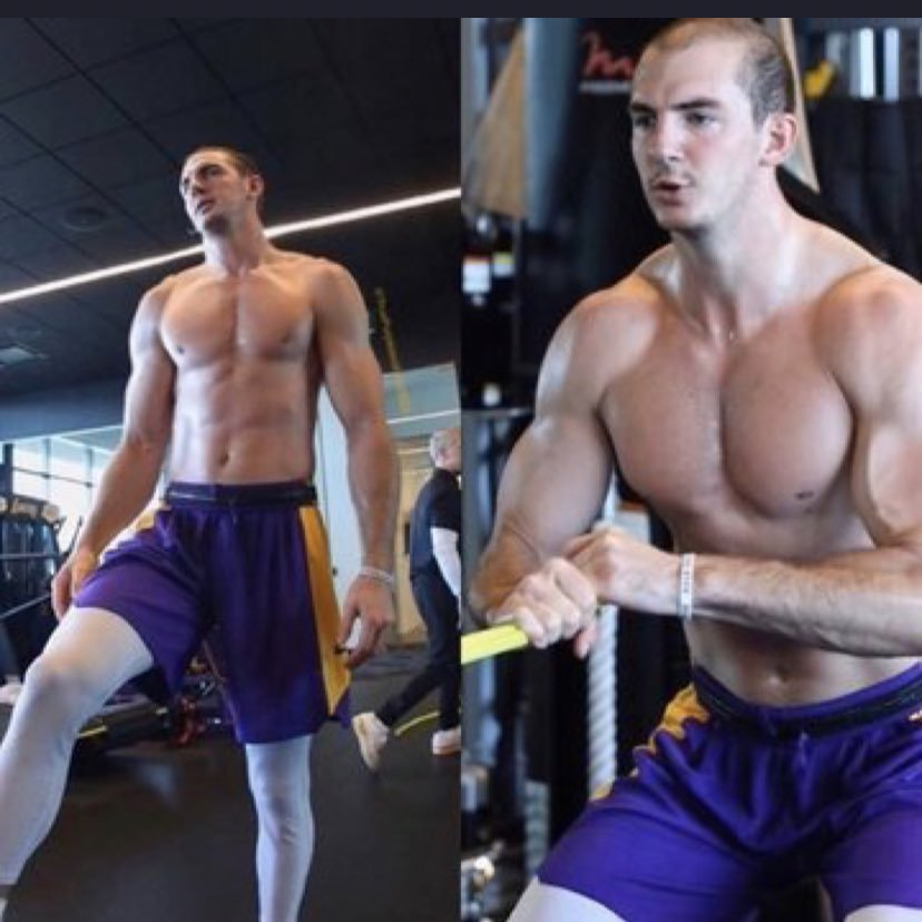 Alex Caruso out here competing for Mr Olympia WTF