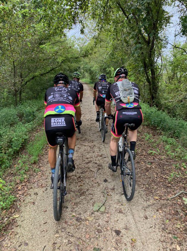 asanchez960's tweet photo. Another Great Ride with Friends! Thanks to @Bonk_Breaker for the #RealFood #RealFuel #RealFlavor 
#3feetcycling https://t.co/YJ4iVgWeHp
