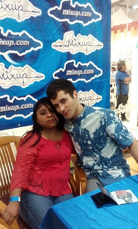 Lolbe_AB2's tweet photo. @RewinderDay @atlgarza Felíz Día #RewinderDay https://t.co/gCx5M3z7f2