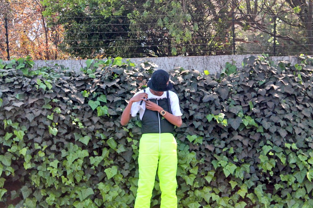 El_Pablo_Scott's tweet photo. Late Drop SZN 3 Winter Edition
Model👱🏼♂️:@realdjsageza
Cred📷: ZodiacSnaps
#ZodiacBoysWorldwide
#ZodiacStore https://t.co/Eh6gw6CLrm