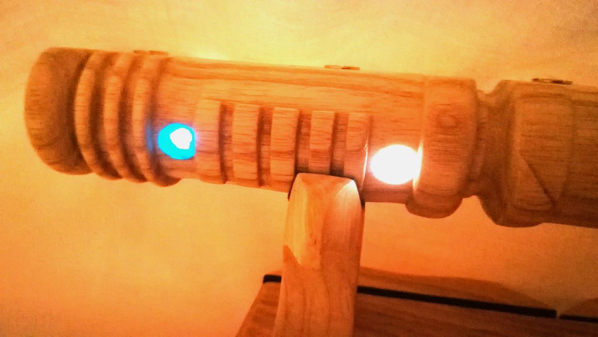 Ash lightsaber, 5x atty holder #vape #vaping #vapers #vapefam #vapelife #vapeon #handmade #madeintheuk