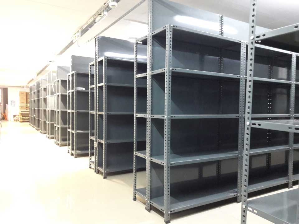 Raf Sistemleri Elazığ Bölgesi
Rafların gerekliliği akıl sahibi herkes tarafından fark edilip gözlemlenebilir.Her bir raf yerden kayıp vermek ve alandan kazanmak üzere kurulmuş mobilya yapılarıdır.  #Raf #RafSistemleri bit.ly/2UGq7xU