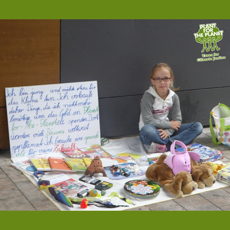 PftP_de's tweet photo. Klasse Aktion von Jolina aus #Berlin! 💪 Die 9-Jährige hat einen Bericht über Plant-for-the-Planet im Fernsehen gesehen und daraufhin alte Spielsachen verkauft. Den Erlös - 87€ - hat sie an Plant-for-the-Planet gespendet. Das sind 87 neue Bäume für unsere #Zukunft. 😍🌳 Danke! https://t.co/iqV1tmdT9q