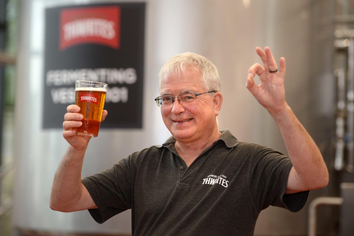 love_ribble's tweet photo. Ex-Thwaites head of brewing Brian Yorston helping future generations learn about creating beers https://t.co/P6oAgDujhw #LoveRibble https://t.co/hLYnXPlmr7