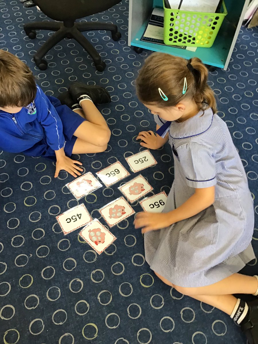 StBrendans_4105's tweet photo. Year 2 associating collections of coins to their value. #stb4105 #stbyr2learning #STBmaths https://t.co/plr2FF5kul