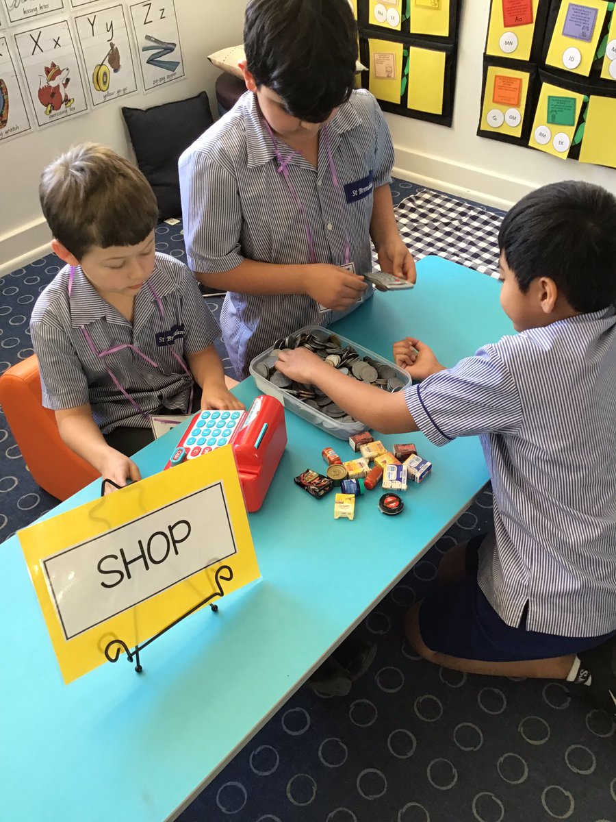StBrendans_4105's tweet photo. Year 2 associating collections of coins to their value. #stb4105 #stbyr2learning #STBmaths https://t.co/plr2FF5kul