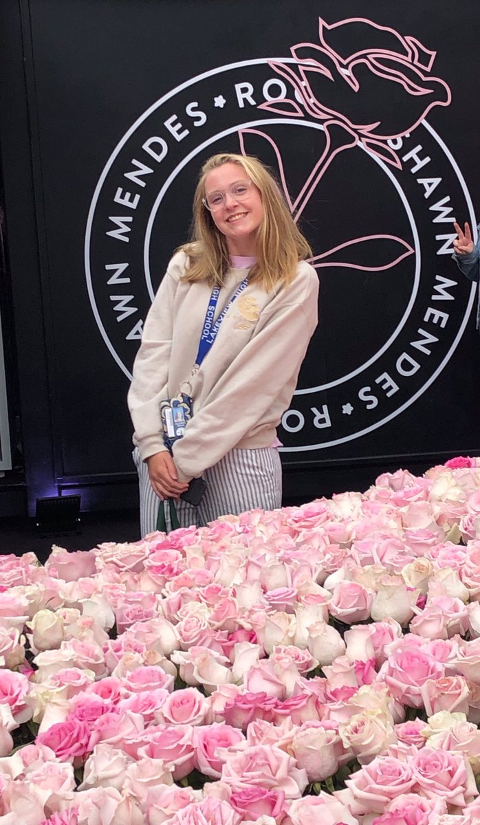 itsaudreylol's tweet photo. the best summer of our lives is now over 🤧🌸🖤 https://t.co/ta57b4dJGq