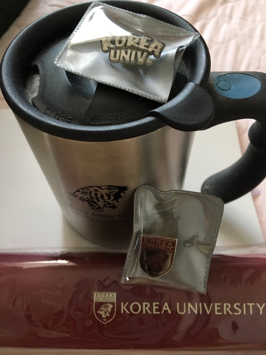 韓国大学オリジナルグッズ