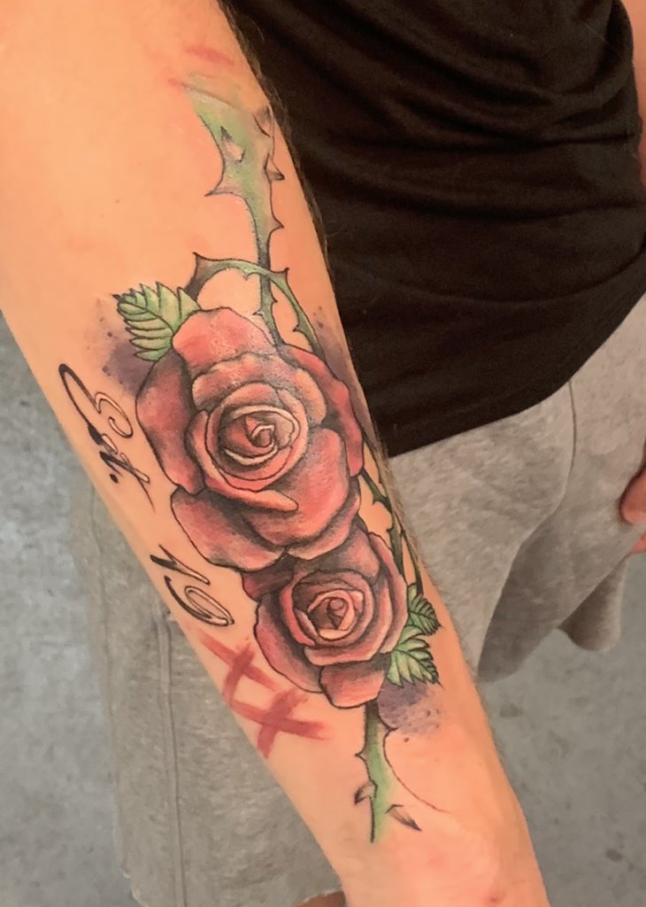 b_chappelle's tweet photo. Ink’d @machinegunkelly #est #19xx https://t.co/eycDayB51h