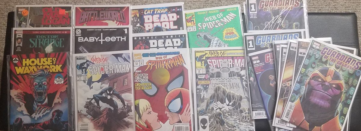 CPPcomics's tweet photo. Weekend pickup.
#marvel #spiderman #comics #combook #Deadpool #BlackPanther #donnycates https://t.co/uc2amB54rT