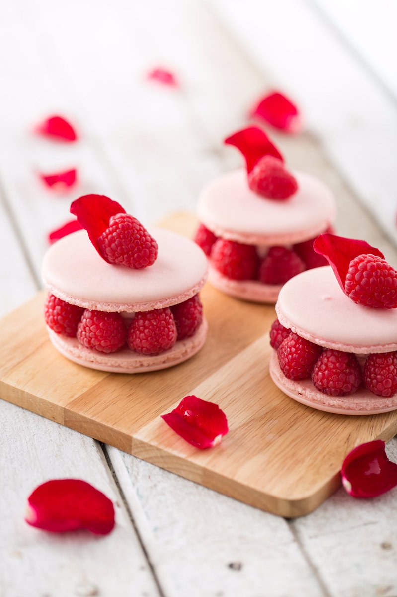 cookingtalk1's tweet photo. KAWAII MACARON
คลาสเรียนมาการองสุดน่ารักสไตล์ญี่ปุ่น หวานน้อย อร่อยมาก
.
📞 สนใจสามารถติดต่อสอบถามได้ที่
tel : 098-789-9153
line id : @cookingtalk
.
#สอนทำเบเกอรี่ #เรียนทำเบเกอรี่ #สอนทำเค้ก #เค้กญี่ปุ่น #มาการอง #มาการองการ์ตูน #kawaiiMacaron #cookingtalkStudio #macarons https://t.co/BG52USE6v6