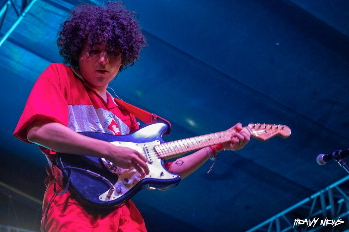 Heavy News tweet media