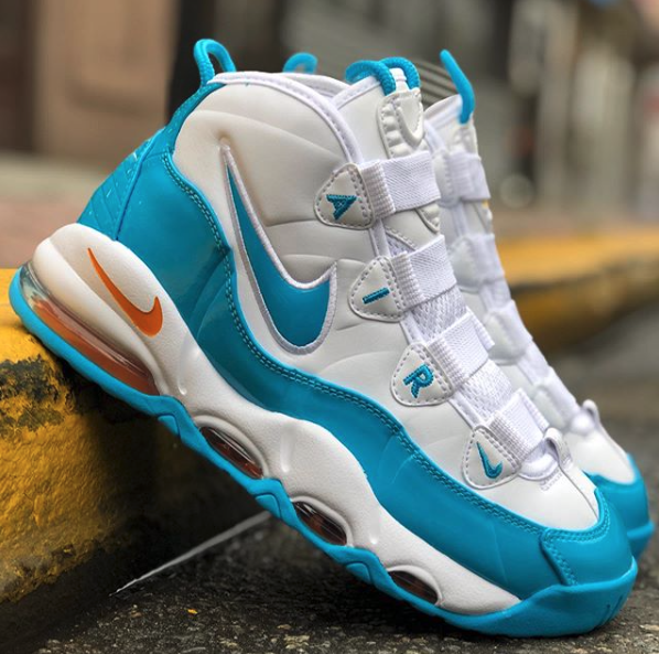 nike uptempo 95 blue fury