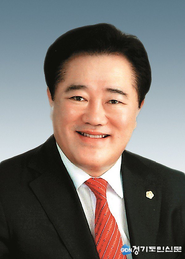 gdominkr's tweet image. #경기도의회 예결위, 도내 #학교체육관건립 숨통 터
#서형열위원장 “단초 역할 설계비 예산확보로
학교체육관 사업 길 열어”
경기도민신문
me2.do/Gx9N37o0
#경기도민신문 #경기도 #구리시