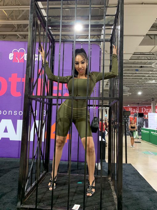 Despite of my rage im still just a rat in cage. Does anyoneknow what song thats from ..... #guessthelyric<a href="/tag/guessthelyric"class="tags"><span>#guessthelyric</span></a>