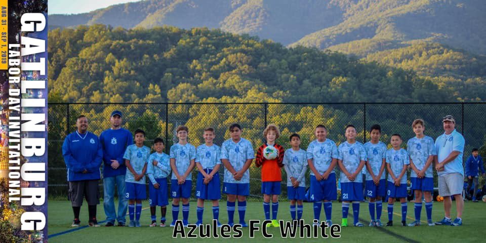 AzulesF's tweet image. New picture from our new team azules white in their first tournament in gatlinbur Tennessee and other picture azules blue premier we have great tournament we learned a lot because we played against amazing teams from South Carolina Georgia and Kentucky (Azules blue )
