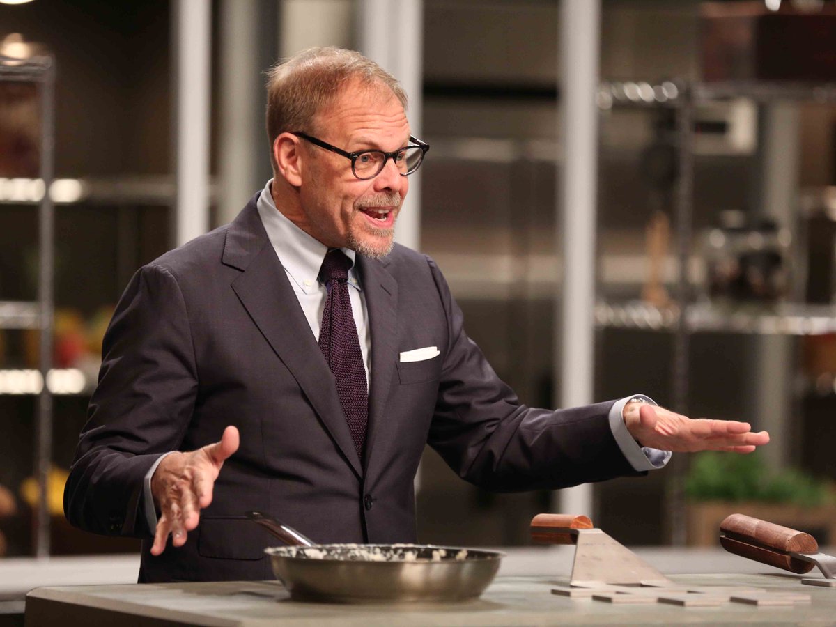 HERE WE GO! #CutthroatKitchen is BACK and we are so here for it! 👏👏 RT if you’re watching with us!