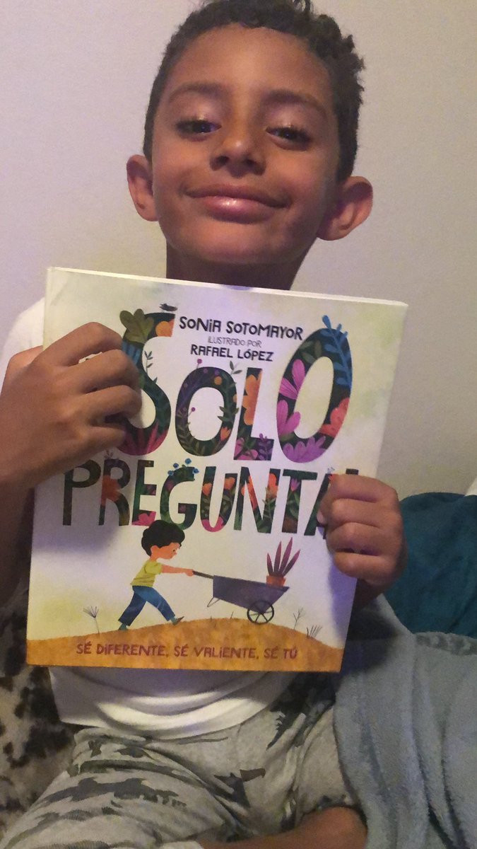 claritzariosmd's tweet photo. This book is everything!!! #solopregunta #soniasotomayor https://t.co/bHOCAYFpav