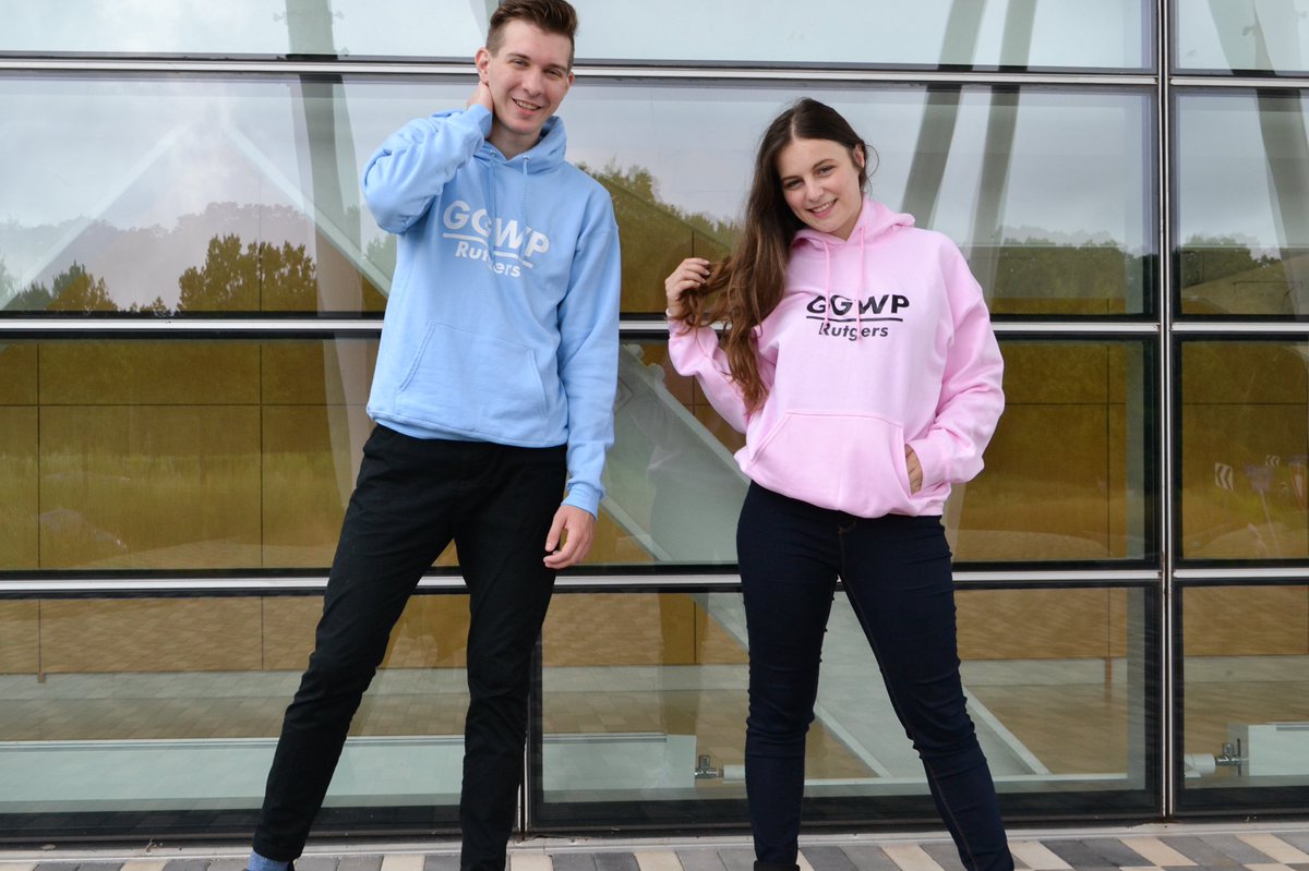 Aliface_'s tweet photo. So today we made a HUGE preorder for these ! Yes they finally dropped and I am in love with my color choice. https://t.co/ekUvipjakw