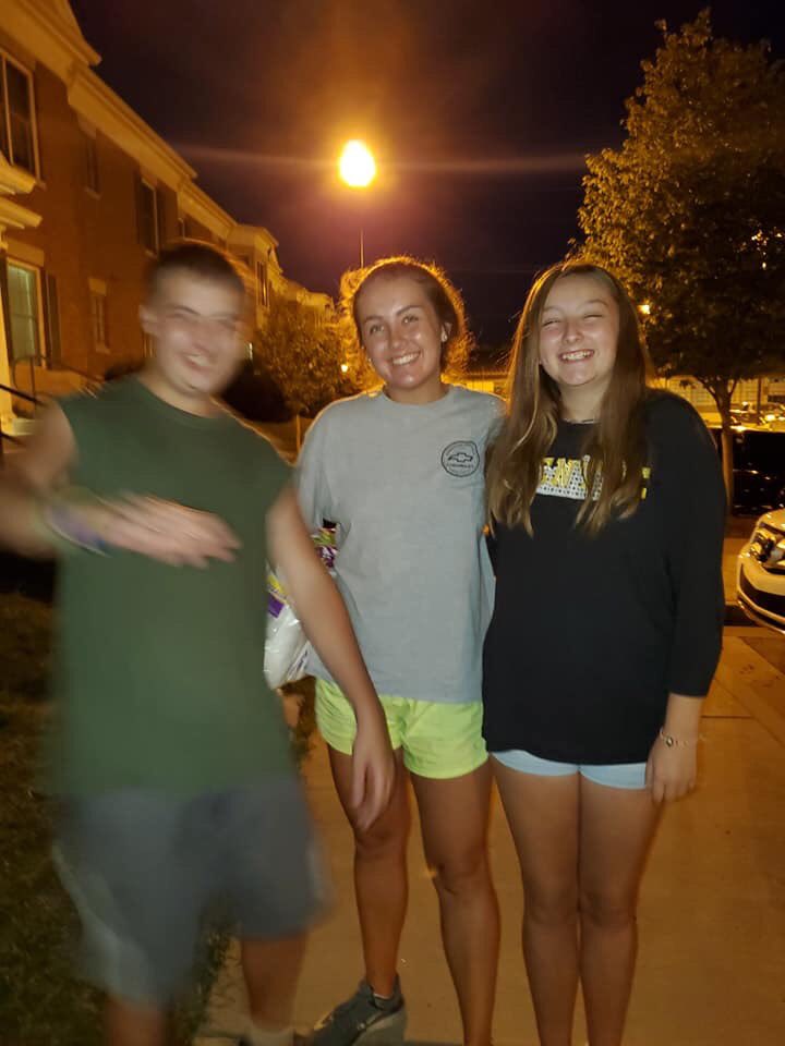 MikaylaFee's tweet photo. i know they’re hooligans but they’re my hooligans and I miss them https://t.co/jpAIwNF15W
