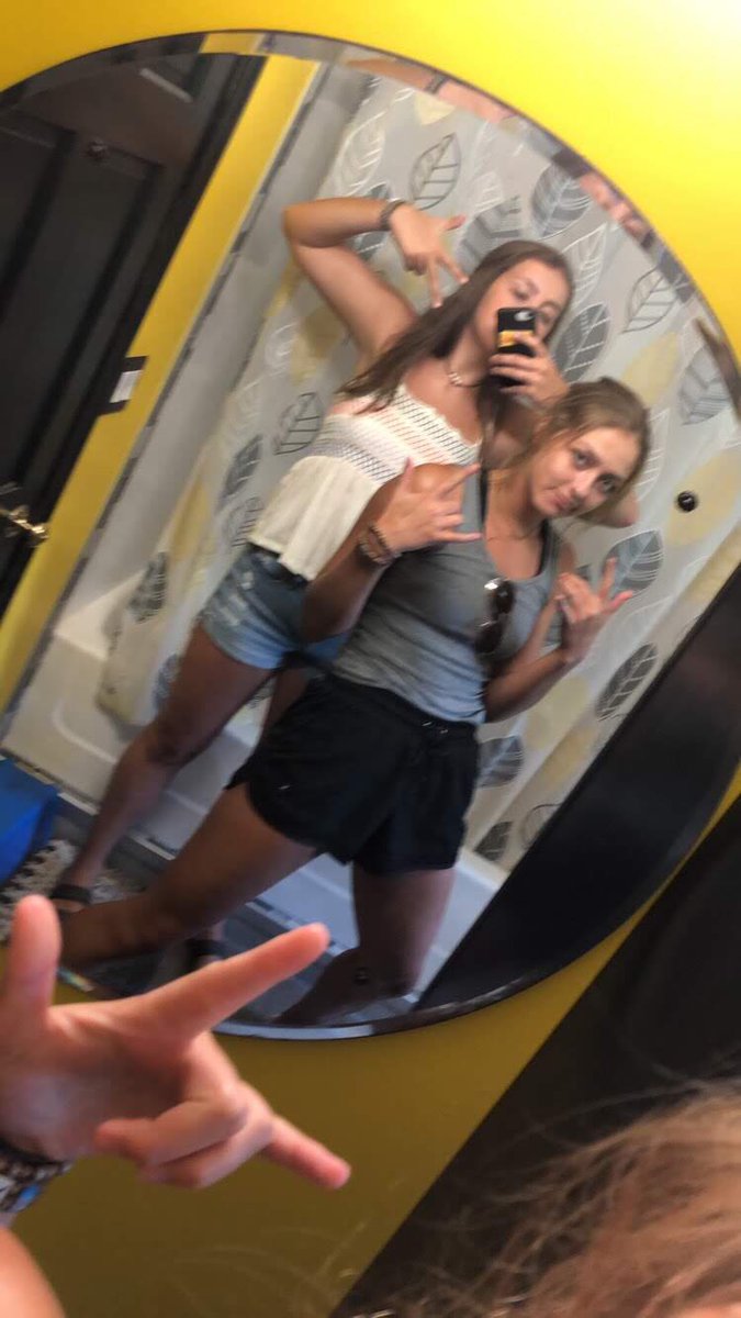 MikaylaFee's tweet photo. i know they’re hooligans but they’re my hooligans and I miss them https://t.co/jpAIwNF15W