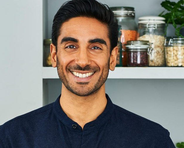 BouleyTK's tweet photo. Bouley #EventsNY
Dr Rupy Aujla @doctors_kitchen & Chef David Bouley, “Eat to Beat Illness”
#September9, 6:30-9:30pm
31 West 21st Street @bouleytk @bouleyathome
Presentation followed by multi-course #dinner #menu optional wine pairings, Q&A
🎫 https://t.co/PBiNKl3AfU… https://t.co/jS2Q0s1TQf