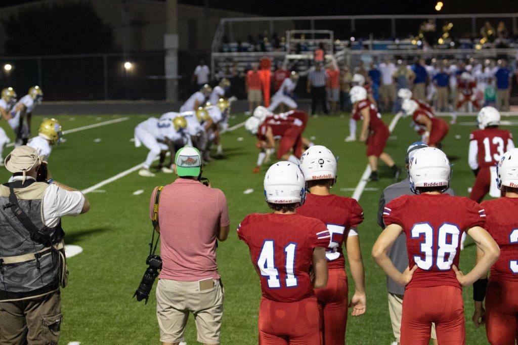 MomicaVL's tweet photo. @cspulliam @wcsCOAthletics @pagefootball @wcsPHSsp @ShebvulFootball @wcsPHScr @wcsPHSathletics @DuckJohnson6 @cadewalker7 I spy you @cspulliam #pagefootball
https://t.co/w3wi9Xl8B6 https://t.co/DoAUkvqu2E