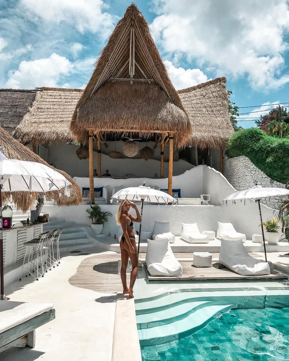 hotelsdibali's tweet photo. But I don’t wanna go....💦☀️
📷 @hannah_perera
📍 @gravity_hotel_bali

#hotelsdibali #hotel #hotels # #brightbalimedia #thebalibible #thebaliguideline #baliisland #balitrip #nusapenidatrip #holiday #paradise #wonderfullindonesia #igtravel #gravityhotelbali https://t.co/MawircxqkV