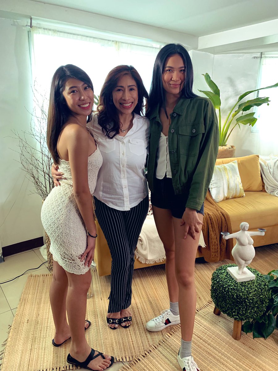 deemercado30's tweet photo. Beautiful inside and out 💛💚 I love this girls @_kiatakahashi @louyanong at super love nila each other 💛💚 PEACE &amp; GOOD VIBES TO ALL 😁😄✌️@Melencio23 @iamsoRUSH @ckmercado @kiaras_surfers https://t.co/CDPGEKUuri