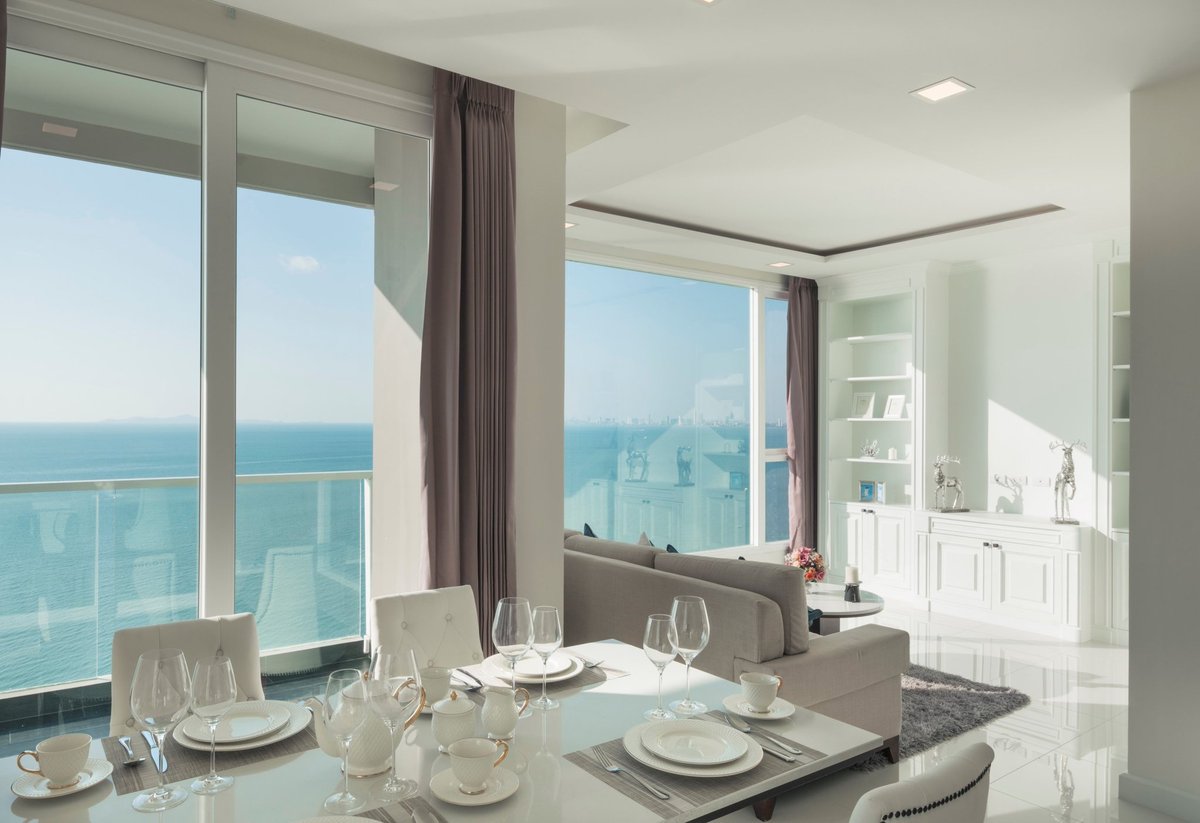 ApusDevelopment's tweet image. ของดีๆ นาทีนี้โดนใจ​ อย่าพลาดกับโอกาสดีๆที่จะเป็นเจ้าของ‼ คอนโดพร้อมอยู่ ติดทะเลทุกยูนิต​ ตึกสูงตึกเดียว​ริมชายหาดบางเสร่​ ราคาเริ่มต้น 3.99 ล้าน* ที่นี่ที่เดียว👇
Delmare Bangsaray Beachfront
พิเศษ วันนี้ - 30 กันยายน 2562
▪ฟรีค่าโอน
▪ฟรีค่าส่วนกลาง 2 ปี
▪ฟรีค่ากองทุน