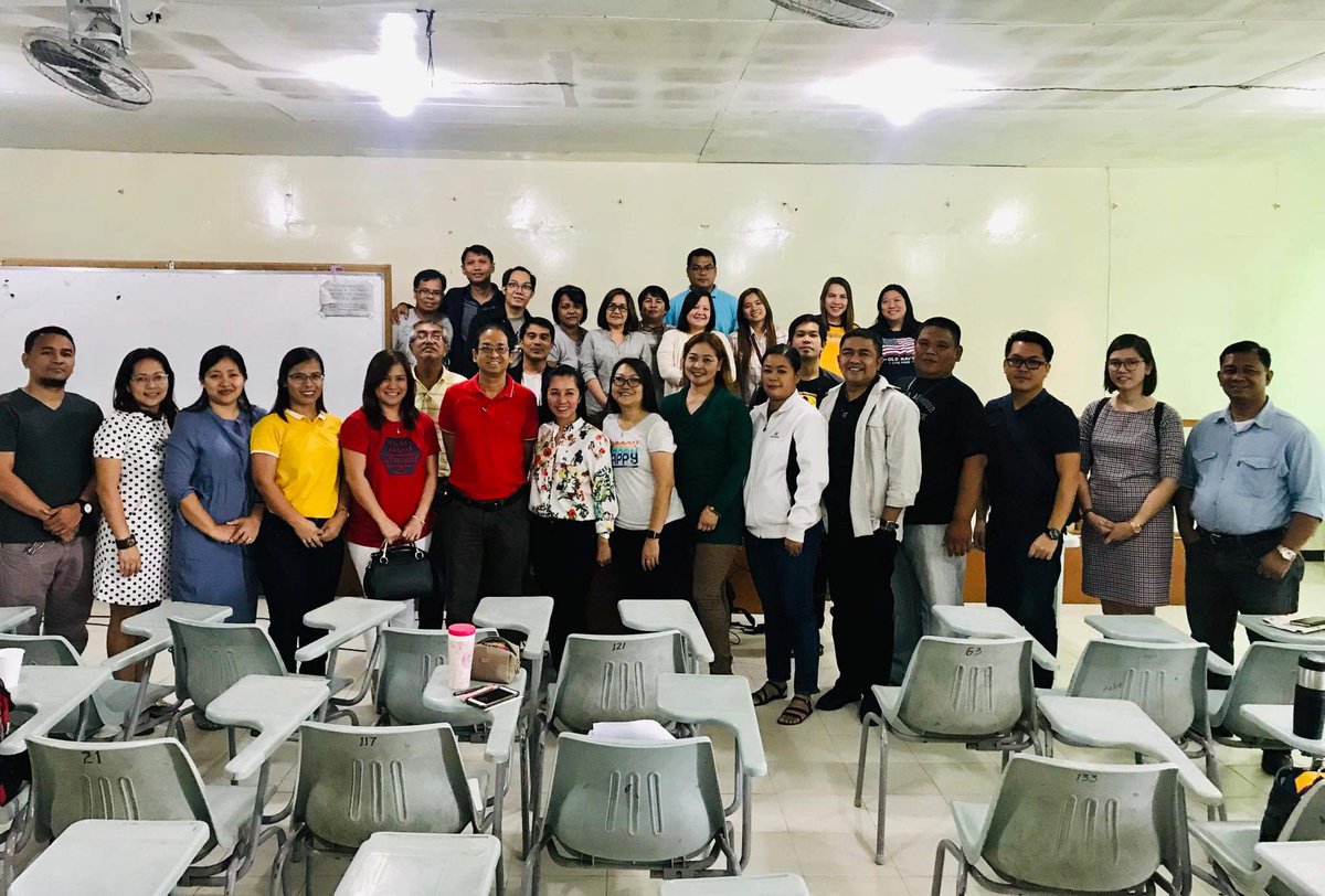 CSUBarOps's tweet photo. Our pre-bar reviewees with lecturers Judge Gener Gito for Civil Procedure, Judge Emmanuel Silva for Commercial Law, Atty. Carmencita C. Dabu and Atty. Marvin Cañero for Taxation, Atty. Rhett Sefarino for Wills and Succession and some topics on Family Code, and Atty. Teresita Cruz https://t.co/gppXxI7SQV