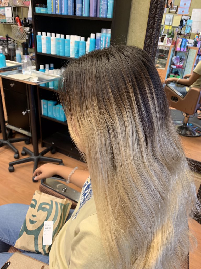 krystclg's tweet photo. my sister rlly did that 🥵🤩 @lexiiibug https://t.co/LfY7IMZf7y