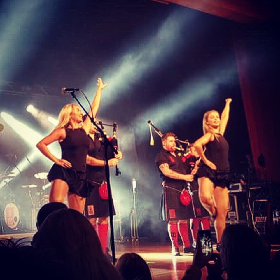 Elgin & Aberdeen...4 sold out shows in 2 days with the @chillipipers What a weekend, loved being back onstage with the team! ❤️🥰💃🏼🌶🔥 #chillipipers #scottishtour #dancers #dancelife