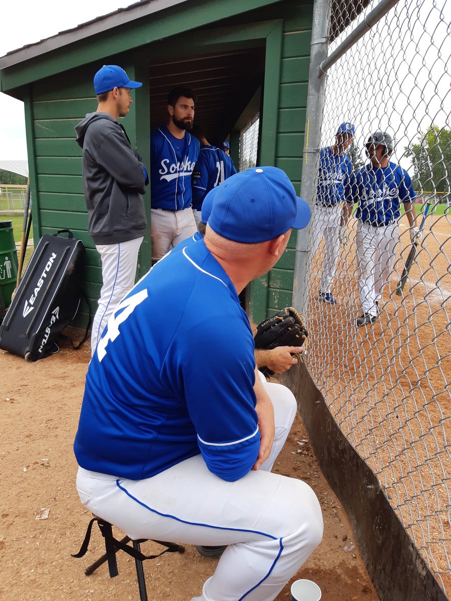 Bottom of 7, Galway Hitmen up 10-5 against Sooke Loggers <a href="/GalwayHitmen/">Galway Hitmen</a> #fastpitch #canadians