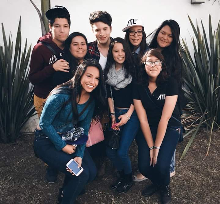 AndyFloresRush's tweet photo. @atlgarza 5 años contigo y los que faltan. Te adoro y te extraño bastante :( #rewinderday https://t.co/tQtH0CvVZ5