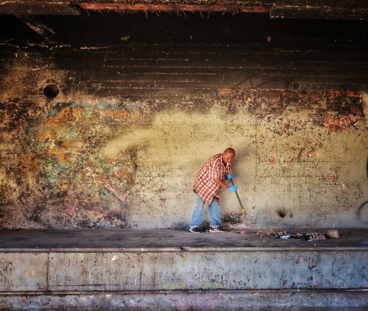 UnFormedHeart's tweet photo. #HAP2 #streetlife #homeless #awareness #onelove #mycalling #choices #blessings #thankful #hope #BBp #getlikes #picoftheday #bestoftheday #signatureshots #ig_masterpiece #photography #permission #travelgram #shares #smile #love https://t.co/Edqa1reRb9