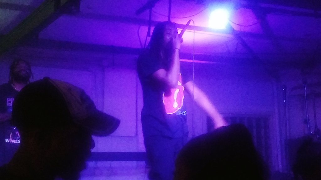 detroitshowx's tweet photo. @SilkkdaChakra Energy was litt 🎶
#Trippy #trippyfest 
Vol. 2 https://t.co/TbzzwIJmin