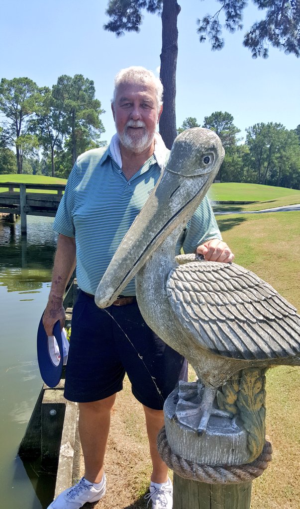 JohnnyCochranIV's tweet photo. Another round of #golf during our annual #LaborDayWeekend tradition with @JohnECochran.

It is still hot, but @ClubsofKingwood was in great shape! 

#IslandCourse #TinCup https://t.co/ScqyExTkgk