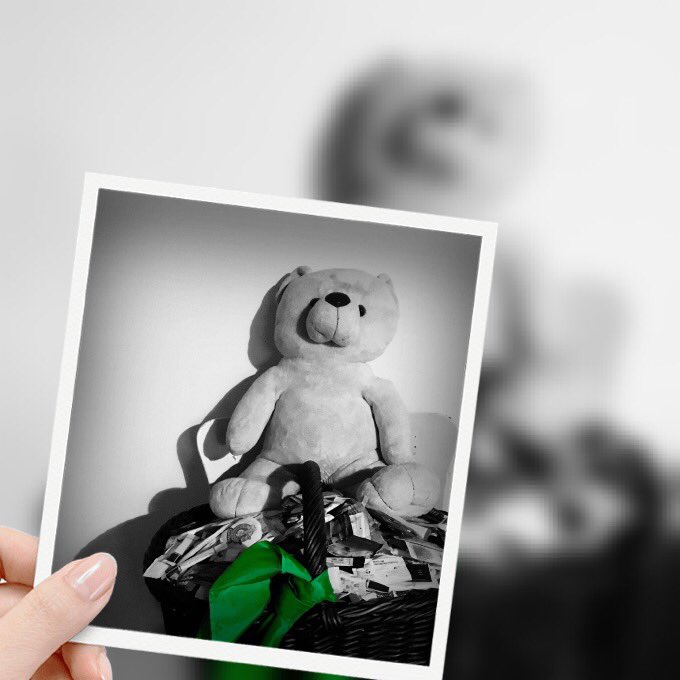 LilacLaced's tweet photo. Green Bow
1/9/19
#photography #bear #teddybear #picture #blackandwhite #framed #toys https://t.co/A1hJA4okQr