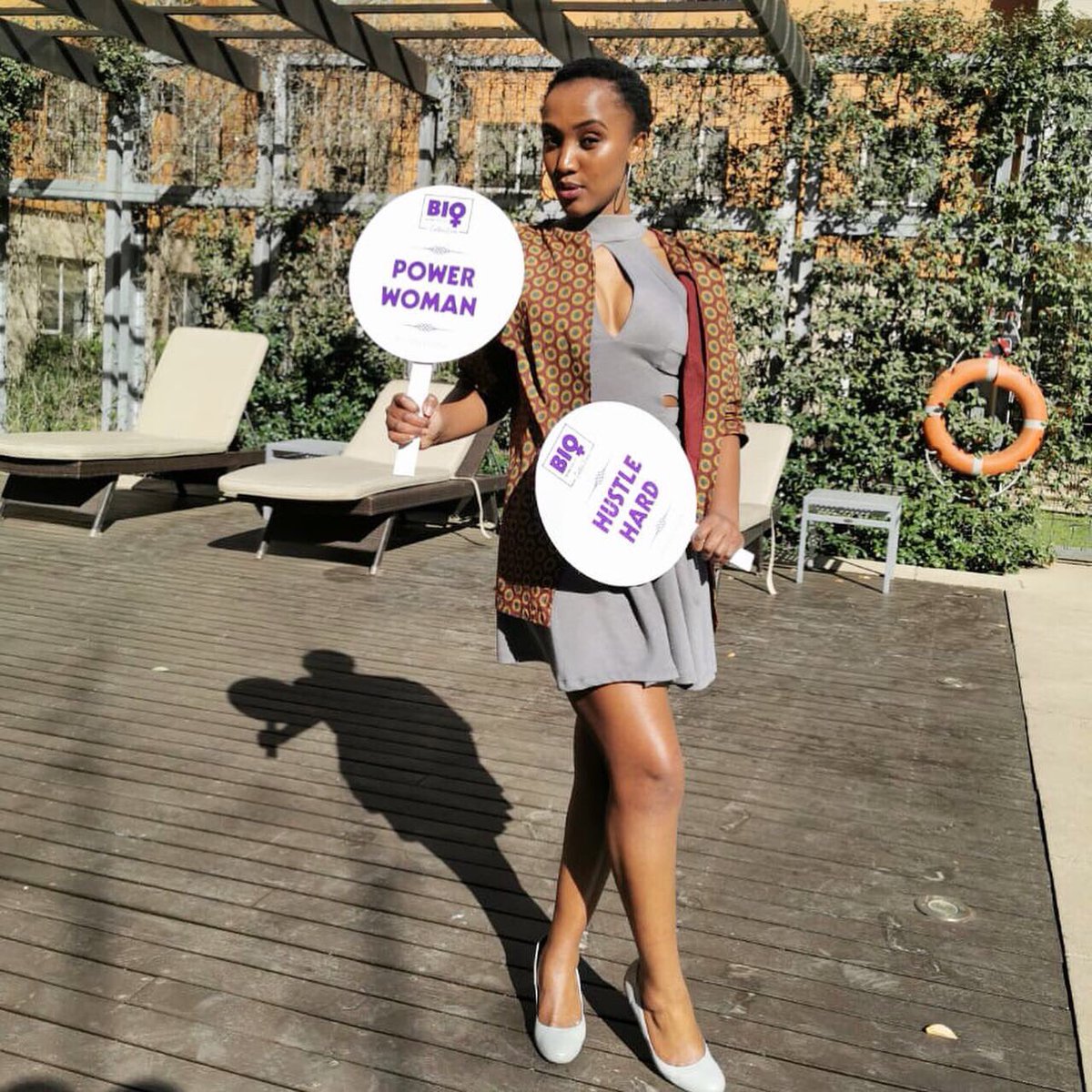 bloominsideout_'s tweet photo. We couldn’t think of a better way to end women’s month
🍀💜
Yesterday we invested time in getting to know & embrace who we are, unlock & unleash the greatness within!
.
THERE’S A WONDER WOMAN IN ALL OF US!
===
#BuildYourOwnBloomingBrand #BYOBB #BuildYourOwnBrand #BYOB #BIOGP https://t.co/1zOLFmv6ma