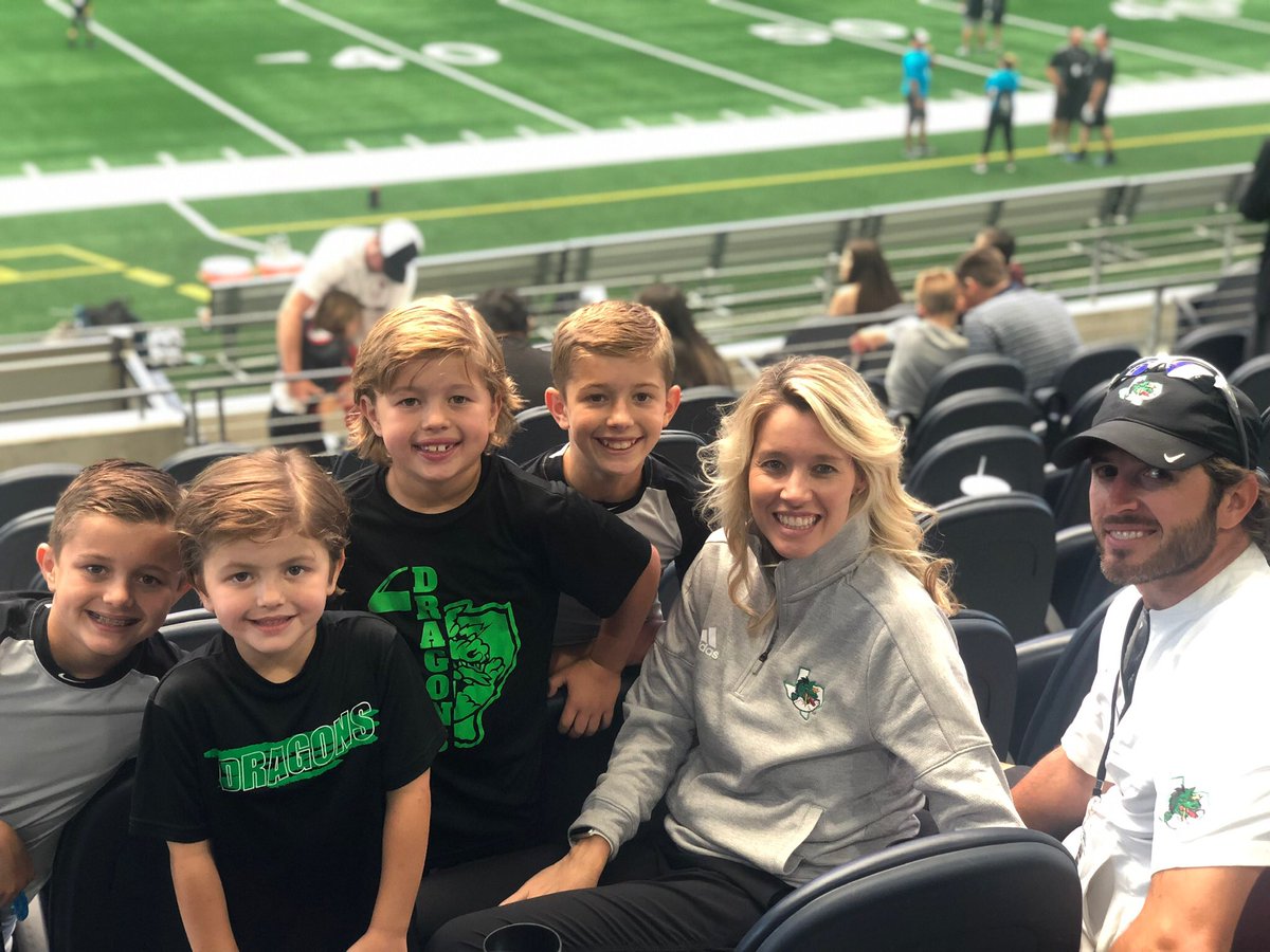 robynmccoart's tweet photo. A full day of Dragon Youth Football at AT&amp;T Stadium, home of the Dallas Cowboys...Go Dragons! 💚🏈💚 https://t.co/1RYwYB7Hh5
