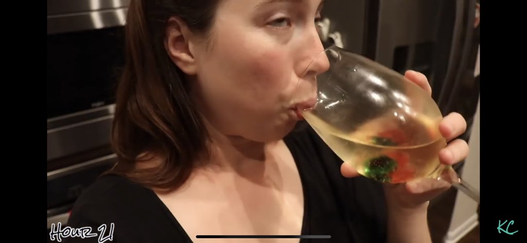 Pa4oStaN's tweet photo. @CavanaughWrites When the hiatus hits you like https://t.co/qAvNAxi0kA