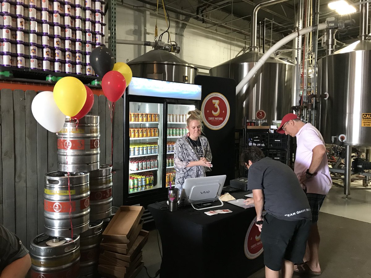 KellyRDearmore's tweet photo. Great stuff in Dallas for Day 1 of #BeerToGoDay at @Peticolas and @3NationsBrewing https://t.co/IlePzcV1M1
