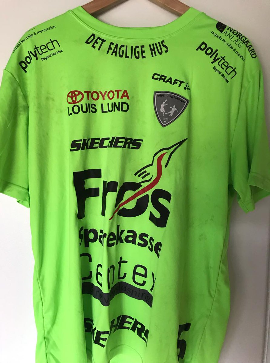 RT og þú gætir unnið Ribe-Esbjerg treyju frá Rúnari Kárasyni góðvini þáttarins. Treyja sem þú vilt ekki láta framhjá þér fara! 
Fyrri upphitunarþáttur Handkastsins fyrir Olís-deild karla kom út í kvöld. Sá seinni birtist á þriðjudaginn.  #Handkastið 

soundcloud.com/user-611371936…