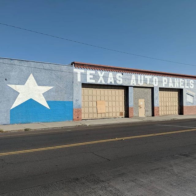 Lone 🌟 in the Lonestar State... #Texas #elpaso ift.tt/2Zwysdi