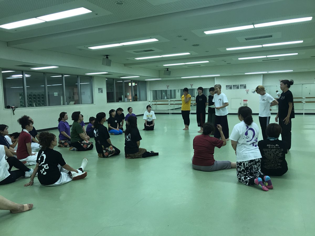 横浜よさこい祭り 良い世さ来い 昨日の夜は相模原で アジアの海賊 の練習会 こぶち鯨さん うふふさん 躍動さん 一般からも参加がありました みなさんバッチリです 沢山の本番参加お待ちしてます 練習会はまだまだありますよ T Co