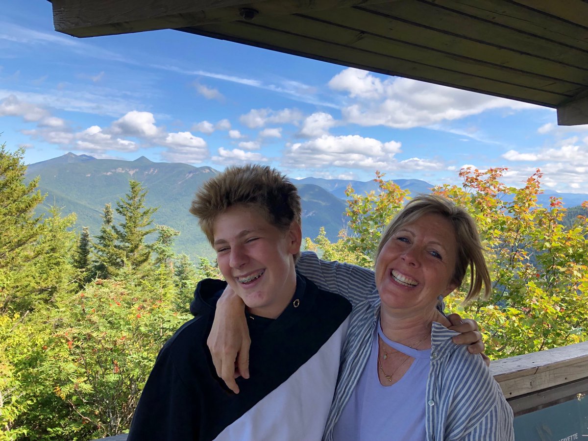 MadejJohnJr's tweet photo. A little mom-son moment! #loonmountain https://t.co/qD82HVd6fv
