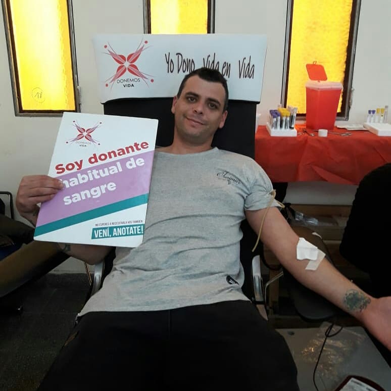 donemosvida's tweet photo. El viernes 30/08 estuvimos en la Parroquia San Enrique de VGG, realizando una jornada de concientización y donación de sangre con registro de médula ósea. La misma se llevó a cabo en el marco de la Semana de la Solidaridad 2019💙💜 GRACIAS a todos los que la hicieron posible  😍 https://t.co/rFoD8NDFZh