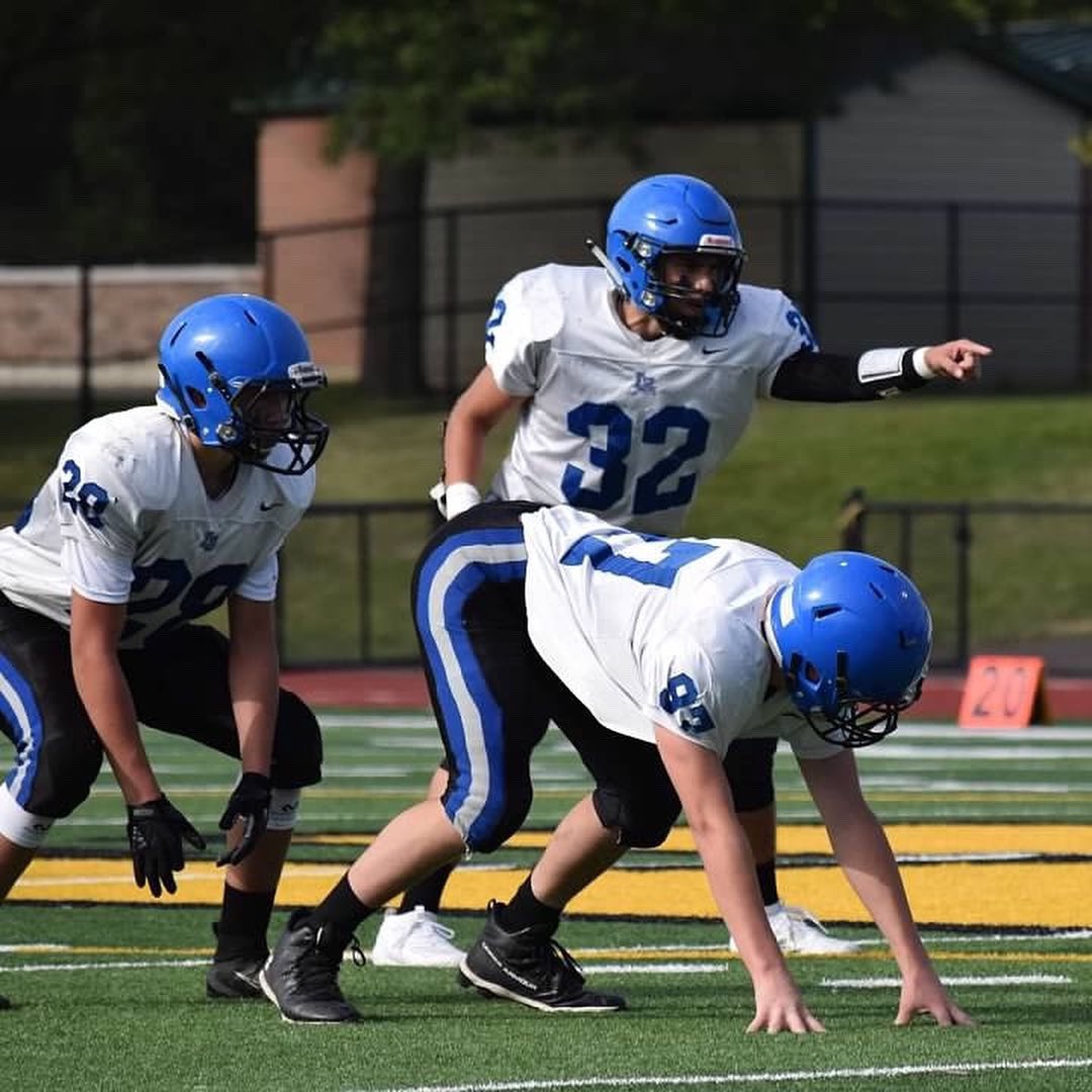 tylerburkley21's tweet photo. Had a very fun and exciting experience in my first high school football game, can’t wait to see what this team can do. @LZHSFootball https://t.co/bbuDFqSUPj