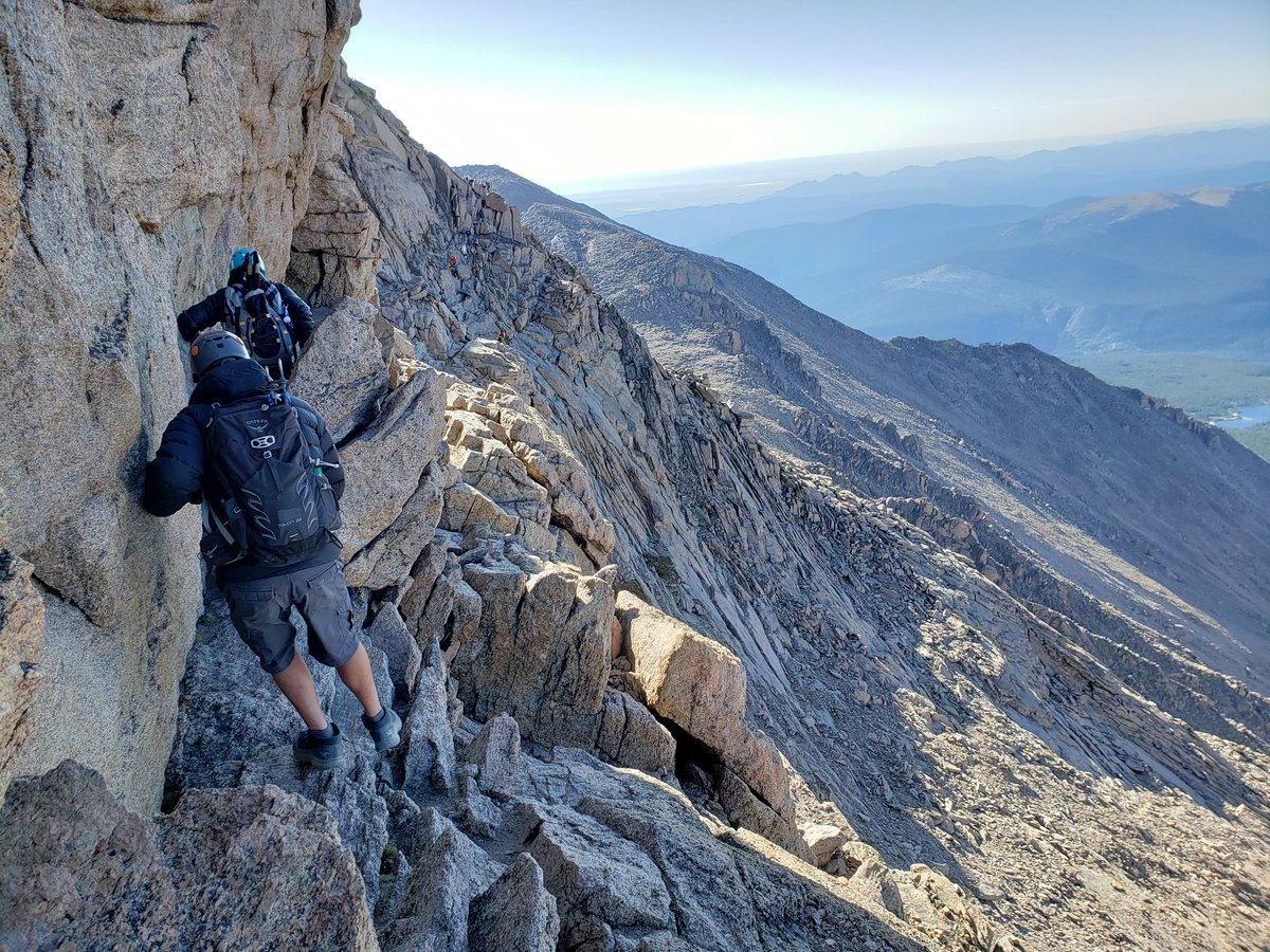 ROSTedFlakes's tweet photo. Drive 8 hours.
Sleep for 5.
Get up at 2am for a 3:30am start. 
Summit the dang mountain.
Drive 8 hours home.
Another adventure with @apost_man https://t.co/6ktHShNwmw